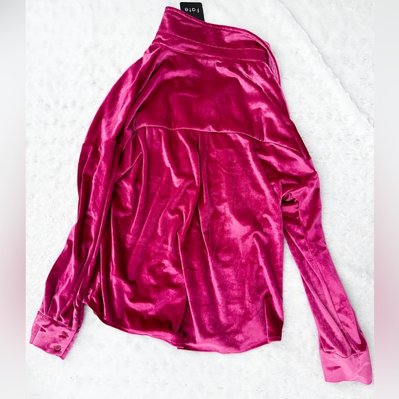 NWT- FATE Relaxed Velvet Button Down Long Sleeve Top - Picture 2 of 7